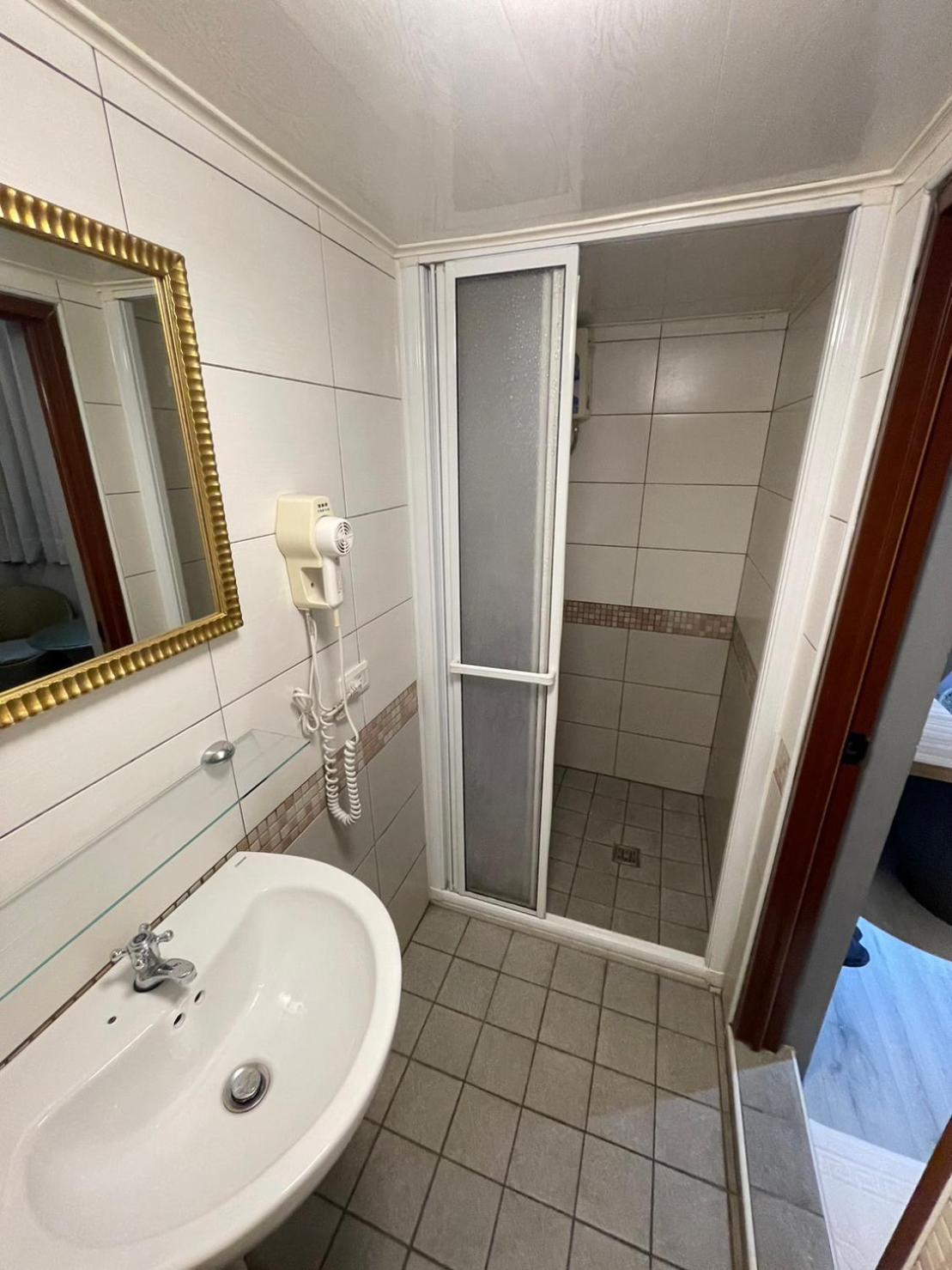Shuntai Inn Fengshan  Eksteriør billede